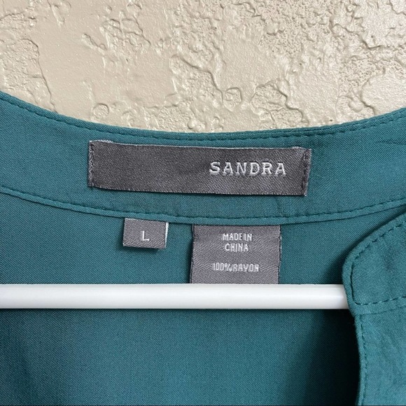 Sandra Ingrish Tunic Top blueish Green button down sz L - Picture 2 of 9